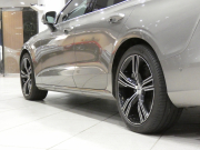 ボルボ V60 V60 B5ｲﾝｽｸﾘﾌﾟｼｮﾝ　☆1ｵｰﾅｰ 追ACC･LKA･ BLIS 茶革 全席ﾋｰﾀｰ ﾍﾞﾝﾁﾚｰﾀｰ ﾏｯｻｰｼﾞ ☆ｻﾝﾙｰﾌ ☆ｸﾘｽﾀﾙｼﾌﾄﾉﾌﾞ ﾀｯﾁｽｸﾘｰﾝHDDﾅﾋﾞ harman/K 全周囲ｶﾒﾗ LEDﾗｲﾄ ｵｰﾄﾃｰﾙｹﾞｰﾄ ☆OP19AW B5EG+ﾓｰﾀｰ　2年保証