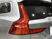 ボルボ V60 V60 B5ｲﾝｽｸﾘﾌﾟｼｮﾝ　☆1ｵｰﾅｰ 追ACC･LKA･ BLIS 茶革 全席ﾋｰﾀｰ ﾍﾞﾝﾁﾚｰﾀｰ ﾏｯｻｰｼﾞ ☆ｻﾝﾙｰﾌ ☆ｸﾘｽﾀﾙｼﾌﾄﾉﾌﾞ ﾀｯﾁｽｸﾘｰﾝHDDﾅﾋﾞ harman/K 全周囲ｶﾒﾗ LEDﾗｲﾄ ｵｰﾄﾃｰﾙｹﾞｰﾄ ☆OP19AW B5EG+ﾓｰﾀｰ　2年保証