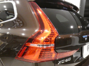 ボルボ XC60 XC60 B5 AWD ｲﾝｽｸﾘﾌﾟｼｮﾝ　追ACC･LKA･ BLIS 茶革 全席ﾋｰﾀｰ ﾍﾞﾝﾁﾚｰﾀｰ ﾏｯｻｰｼﾞ ☆ｻﾝﾙｰﾌ ☆ｸﾘｽﾀﾙｼﾌﾄ ﾀｯﾁｽｸﾘｰﾝHDDﾅﾋﾞ ☆B&Wｻｳﾝﾄﾞ 全周囲ｶﾒﾗ LEDﾗｲﾄ ｵｰﾄﾃｰﾙｹﾞｰﾄ 19AW B5EG+ﾓｰﾀｰ　2年保証