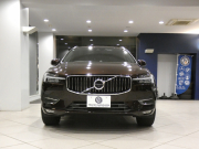 ボルボ XC60 XC60 B5 AWD ｲﾝｽｸﾘﾌﾟｼｮﾝ　追ACC･LKA･ BLIS 茶革 全席ﾋｰﾀｰ ﾍﾞﾝﾁﾚｰﾀｰ ﾏｯｻｰｼﾞ ☆ｻﾝﾙｰﾌ ☆ｸﾘｽﾀﾙｼﾌﾄ ﾀｯﾁｽｸﾘｰﾝHDDﾅﾋﾞ ☆B&Wｻｳﾝﾄﾞ 全周囲ｶﾒﾗ LEDﾗｲﾄ ｵｰﾄﾃｰﾙｹﾞｰﾄ 19AW B5EG+ﾓｰﾀｰ　2年保証