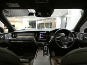 ボルボ XC60 XC60 B5 AWD ｲﾝｽｸﾘﾌﾟｼｮﾝ　追ACC･LKA･ BLIS 茶革 全席ﾋｰﾀｰ ﾍﾞﾝﾁﾚｰﾀｰ ﾏｯｻｰｼﾞ ☆ｻﾝﾙｰﾌ ☆ｸﾘｽﾀﾙｼﾌﾄ ﾀｯﾁｽｸﾘｰﾝHDDﾅﾋﾞ ☆B&Wｻｳﾝﾄﾞ 全周囲ｶﾒﾗ LEDﾗｲﾄ ｵｰﾄﾃｰﾙｹﾞｰﾄ 19AW B5EG+ﾓｰﾀｰ　2年保証