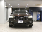 ボルボ XC60 XC60 B5 AWD ｲﾝｽｸﾘﾌﾟｼｮﾝ　追ACC･LKA･ BLIS 茶革 全席ﾋｰﾀｰ ﾍﾞﾝﾁﾚｰﾀｰ ﾏｯｻｰｼﾞ ☆ｻﾝﾙｰﾌ ☆ｸﾘｽﾀﾙｼﾌﾄ ﾀｯﾁｽｸﾘｰﾝHDDﾅﾋﾞ ☆B&Wｻｳﾝﾄﾞ 全周囲ｶﾒﾗ LEDﾗｲﾄ ｵｰﾄﾃｰﾙｹﾞｰﾄ 19AW B5EG+ﾓｰﾀｰ　2年保証