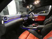 AMG Aクラス A35 4MATIC ｾﾀﾞﾝ AMGﾊﾟﾌｫｰﾏﾝｽ&AMGｱﾄﾞﾊﾞﾝｽﾄPKG　☆AMGﾊﾟﾌｫｰﾏﾝｽｼｰﾄ(黒/赤) ☆ﾊﾟﾉﾗﾏSR MBUX Meｺﾈ ｱﾄﾞﾊﾞﾝｽﾄｻｳﾝﾄﾞ ﾍｯﾄﾞUDSP 全周ｶﾒﾗ PTS ﾏﾙﾁﾋﾞｰﾑLED ｱﾝﾋﾞｴﾝﾄﾗｲﾄ AMGｽﾀｲﾘﾝｸﾞ&18AW 306ps　2年保証