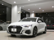 アウディ A3 A3ｾﾀﾞﾝ 30TFSI Sﾗｲﾝ ｺﾝﾋﾞﾆｴﾝｽ&ｱｼｽﾀﾝｽ&SﾗｲﾝﾌﾟﾗｽPKG　ADVｷｰ 追ACC ｻｲﾄﾞｱｼｽﾄ ｱｳﾃﾞｨﾌﾟﾚｾﾝｽ 黒革 ﾋｰﾀｰ MMIﾅﾋﾞ(ﾀｯﾁﾚｽﾎﾟﾝｽ付) ﾊﾞｰﾁｬﾙCP Bｶﾒﾗ PDC ☆ﾏﾄﾘｸｽLED ｱﾝﾋﾞｴﾝﾄﾗｲﾄ Sﾗｲﾝｴｸｽﾃﾘｱ&18AW　2年保証