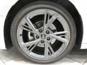 アウディ A3 A3ｾﾀﾞﾝ 30TFSI Sﾗｲﾝ ｺﾝﾋﾞﾆｴﾝｽ&ｱｼｽﾀﾝｽ&SﾗｲﾝﾌﾟﾗｽPKG　ADVｷｰ 追ACC ｻｲﾄﾞｱｼｽﾄ ｱｳﾃﾞｨﾌﾟﾚｾﾝｽ 黒革 ﾋｰﾀｰ MMIﾅﾋﾞ(ﾀｯﾁﾚｽﾎﾟﾝｽ付) ﾊﾞｰﾁｬﾙCP Bｶﾒﾗ PDC ☆ﾏﾄﾘｸｽLED ｱﾝﾋﾞｴﾝﾄﾗｲﾄ Sﾗｲﾝｴｸｽﾃﾘｱ&18AW　2年保証