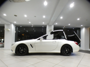メルセデスベンツ SLクラス SL350 BE AMGｽﾎﾟｰﾂ&ﾚｰﾀﾞｰｾｰﾌﾃｨPKG　☆左ﾊﾝﾄﾞﾙ ｷｰﾚｽｺﾞｰ 黒革 ﾋｰﾀｰ ☆ﾏｼﾞｯｸｽｶｲR ﾅﾋﾞTV Bｶﾒﾗ PTS ｷｾﾉﾝ ｲﾝﾃﾘｼﾞｪﾝﾄﾗｲﾄ AMGｽﾀｲﾘﾝｸﾞ&19AW　2年保証