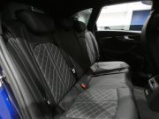 アウディ S4 S4ｱﾊﾞﾝﾄ ﾚｻﾞｰ&ｱｼｽﾀﾝｽPKG　追ACC ﾚｰﾝ&ｻｲﾄﾞｱｼｽﾄ ｱｳﾃﾞｨﾌﾟﾚｾﾝｽ 黒革 ﾋｰﾀｰ ﾏｯｻｰｼﾞ機能 MMIﾅﾋﾞTV ﾊﾞｰﾁｬﾙCP 全周囲ｶﾒﾗ PDC ﾏﾄﾘｸｽLED 専用ｴｸｽﾃﾘｱ ☆OP19AW 赤ｷｬﾘﾊﾟｰ 354ps　2年保証