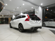 ボルボ V60 V60 T6 AWD Rﾃﾞｻﾞｲﾝ　Pｽﾀｰﾄ 追ACC LCMA LKA BLIS 衝突軽減 黒革 ﾋｰﾀｰ 7ｲﾝﾁHDDﾅﾋﾞ MSV ☆harman/k Bｶﾒﾗ ｾﾝｻｰ ｷｾﾉﾝ Rﾃﾞｻﾞｲﾝ専用ｴｸｽﾃﾘｱ&19AW ☆直6EG 304ps　2年保証