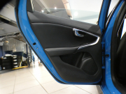 ボルボ V40 V40 T5 Rﾃﾞｻﾞｲﾝ　☆1ｵｰﾅｰ Pｽﾀｰﾄ 追ACC LCMA LKA BLIS 衝突軽減 黒革 ﾋｰﾀｰ 7ｲﾝﾁHDDﾅﾋﾞ MSV  Bｶﾒﾗ ｾﾝｻｰ ｷｾﾉﾝ Rﾃﾞｻﾞｲﾝ専用ｴｸｽﾃﾘｱ&18AW 245ps　2年保証