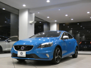 ボルボ V40 V40 T5 Rﾃﾞｻﾞｲﾝ　☆1ｵｰﾅｰ Pｽﾀｰﾄ 追ACC LCMA LKA BLIS 衝突軽減 黒革 ﾋｰﾀｰ 7ｲﾝﾁHDDﾅﾋﾞ MSV  Bｶﾒﾗ ｾﾝｻｰ ｷｾﾉﾝ Rﾃﾞｻﾞｲﾝ専用ｴｸｽﾃﾘｱ&18AW 245ps　2年保証