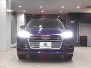 アウディ Q5 Q5 40TDIｸﾜﾄﾛｽﾎﾟｰﾂ Sﾗｲﾝ&ｱｼｽﾀﾝｽPKG　ADVｷｰ 追ACC ﾚｰﾝ&ｻｲﾄﾞｱｼｽﾄ ｱｳﾃﾞｨﾌﾟﾚｾﾝｽ ﾊﾟｰｸｱｼｽﾄ 半革 ☆全席ﾋｰﾀｰ ☆ﾊﾟﾉﾗﾏSR MMIﾅﾋﾞ ﾊﾞｰﾁｬﾙCP 全周囲ｶﾒﾗ PDC ﾏﾄﾘｸｽLEDﾗｲﾄ Sﾗｲﾝｴｸｽﾃﾘｱ&19AW　2年保証