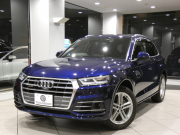 アウディ Q5 Q5 40TDIｸﾜﾄﾛｽﾎﾟｰﾂ Sﾗｲﾝ&ｱｼｽﾀﾝｽPKG　ADVｷｰ 追ACC ﾚｰﾝ&ｻｲﾄﾞｱｼｽﾄ ｱｳﾃﾞｨﾌﾟﾚｾﾝｽ ﾊﾟｰｸｱｼｽﾄ 半革 ☆全席ﾋｰﾀｰ ☆ﾊﾟﾉﾗﾏSR MMIﾅﾋﾞ ﾊﾞｰﾁｬﾙCP 全周囲ｶﾒﾗ PDC ﾏﾄﾘｸｽLEDﾗｲﾄ Sﾗｲﾝｴｸｽﾃﾘｱ&19AW　2年保証