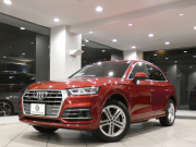 アウディ Q5 Q5 2.0TFSIｸﾜﾄﾛｽﾎﾟｰﾂ Sﾗｲﾝ&ｱｼｽﾀﾝｽPKG　ADVｷｰ 追ACC ﾚｰﾝ&ｻｲﾄﾞｱｼｽﾄ ｱｳﾃﾞｨﾌﾟﾚｾﾝｽ ﾊﾟｰｸｱｼｽﾄ 半革 ﾋｰﾀｰ MMIﾅﾋﾞ ﾊﾞｰﾁｬﾙCP 全周囲ｶﾒﾗ PDC LEDﾗｲﾄ Sﾗｲﾝｴｸｽﾃﾘｱ&19AW　2年保証