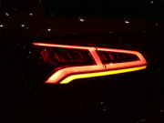 アウディ Q5 Q5 2.0TFSIｸﾜﾄﾛｽﾎﾟｰﾂ Sﾗｲﾝ&ｱｼｽﾀﾝｽPKG　ADVｷｰ 追ACC ﾚｰﾝ&ｻｲﾄﾞｱｼｽﾄ ｱｳﾃﾞｨﾌﾟﾚｾﾝｽ ﾊﾟｰｸｱｼｽﾄ 半革 ﾋｰﾀｰ MMIﾅﾋﾞ ﾊﾞｰﾁｬﾙCP 全周囲ｶﾒﾗ PDC LEDﾗｲﾄ Sﾗｲﾝｴｸｽﾃﾘｱ&19AW　2年保証