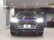 アウディ Q5 Q5 2.0TFSIｸﾜﾄﾛｽﾎﾟｰﾂ Sﾗｲﾝ&ｱｼｽﾀﾝｽPKG　☆1ｵｰﾅｰ ADVｷｰ 追ACC ﾚｰﾝ&ｻｲﾄﾞｱｼｽﾄ ｱｳﾃﾞｨﾌﾟﾚｾﾝｽ ﾊﾟｰｸｱｼｽﾄ 半革 ﾋｰﾀｰ MMIﾅﾋﾞ ﾊﾞｰﾁｬﾙCP 全周囲ｶﾒﾗ PDC LEDﾗｲﾄ Sﾗｲﾝｴｸｽﾃﾘｱ&19AW　2年保証