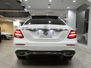 メルセデスベンツ Eクラス E250AVGｽﾎﾟｰﾂ ﾚｻﾞｰｴｸｽｸﾙｰｼﾌﾞ&ﾚｰﾀﾞｰｾｰﾌﾃｨPKG　黒革 全席ﾋｰﾀｰ ☆ﾊﾟﾉﾗﾏSR ﾅﾋﾞTV ☆ﾌﾞﾙﾒｽﾀｰ 全周囲ｶﾒﾗ PTS ｴｱﾊﾞﾗﾝｽ ﾍｯﾄﾞｱｯﾌﾟDSP ﾏﾙﾁﾋﾞｰﾑLED ｱﾝﾋﾞｴﾝﾄﾗｲﾄ AMGｽﾀｲﾘﾝｸﾞ&19AW　2年保証