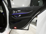メルセデスベンツ Eクラス E250AVGｽﾎﾟｰﾂ ﾚｻﾞｰｴｸｽｸﾙｰｼﾌﾞ&ﾚｰﾀﾞｰｾｰﾌﾃｨPKG　黒革 全席ﾋｰﾀｰ ☆ﾊﾟﾉﾗﾏSR ﾅﾋﾞTV ☆ﾌﾞﾙﾒｽﾀｰ 全周囲ｶﾒﾗ PTS ｴｱﾊﾞﾗﾝｽ ﾍｯﾄﾞｱｯﾌﾟDSP ﾏﾙﾁﾋﾞｰﾑLED ｱﾝﾋﾞｴﾝﾄﾗｲﾄ AMGｽﾀｲﾘﾝｸﾞ&19AW　2年保証