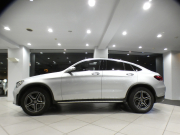 メルセデスベンツ GLCクーペ GLC220d 4MATICｸｰﾍﾟ AMGﾗｲﾝ&ﾚｻﾞｰｴｸｽｸﾙｰｼﾌﾞPKG　後期 黒革 ☆ﾍﾞﾝﾁﾚｰﾀｰ 全席ﾋｰﾀｰ ☆ｻﾝﾙｰﾌ MBUX Meｺﾈ ☆ﾌﾞﾙﾒｽﾀｰ 全周囲ｶﾒﾗ PTS ﾜｲﾔﾚｽCH ﾏﾙﾁﾋﾞｰﾑLED ｱﾝﾋﾞｴﾝﾄﾗｲﾄ AMGｽﾀｲﾘﾝｸﾞ&19AW　2年保証