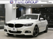 BMW 3シリーズ 320iｸﾞﾗﾝﾂｰﾘｽﾓ Mｽﾎﾟｰﾂ　☆後期 ｺﾝﾌｫA 追ACC ﾚｰﾝCHW 衝突軽減 黒革 ﾋｰﾀｰ iﾄﾞﾗｲﾌﾞﾅﾋﾞ(第5世代) ☆ﾄｯﾌﾟ･ｻｲﾄﾞﾋﾞｭｰｶﾒﾗ PDC LEDﾗｲﾄ Mｽﾎﾟｰﾂｴｱﾛ&19AW ｵｰﾄﾃｰﾙｹﾞｰﾄ　2年保証