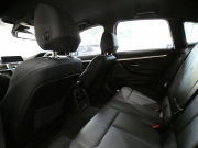 BMW 3シリーズ 320iｸﾞﾗﾝﾂｰﾘｽﾓ Mｽﾎﾟｰﾂ　☆後期 ｺﾝﾌｫA 追ACC ﾚｰﾝCHW 衝突軽減 黒革 ﾋｰﾀｰ iﾄﾞﾗｲﾌﾞﾅﾋﾞ(第5世代) ☆ﾄｯﾌﾟ･ｻｲﾄﾞﾋﾞｭｰｶﾒﾗ PDC LEDﾗｲﾄ Mｽﾎﾟｰﾂｴｱﾛ&19AW ｵｰﾄﾃｰﾙｹﾞｰﾄ　2年保証
