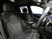 BMW 5シリーズ 523i Mｽﾎﾟｰﾂ　ｺﾝﾌｫA Dｱｼｽﾄ+ 追ACC ﾚｰﾝCHW 衝突軽減 ｸﾛｽ/ｱﾙｶﾝﾀｰﾗｼｰﾄ  iﾄﾞﾗｲﾌﾞﾅﾋﾞ(第6世代ﾀｯﾁP対応) ☆harman/kardon 全周囲ｶﾒﾗ PDC ☆ﾍｯﾄﾞｱｯﾌﾟDSP LEDﾗｲﾄ ｵｰﾄﾄﾗﾝｸ Mｽﾎﾟｰﾂｴｱﾛ&19AW　2年保証