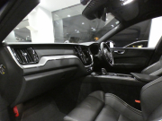 ボルボ XC60 XC60 B6 AWD Rﾃﾞｻﾞｲﾝ　☆1ｵｰﾅｰ  ｼﾃｨｾｰﾌﾃｨ ACC･BLIS 黒半革 全席ﾋｰﾀｰ ☆ﾊﾟﾉﾗﾏSR  ☆Googleﾅﾋﾞ ☆B&Wｻｳﾝﾄﾞ全周囲ｶﾒﾗ ﾜｲﾔﾚｽCH ﾍｯﾄﾞｱｯﾌﾟDSP LEDﾗｲﾄ Rﾃﾞｻﾞｲﾝ専用ｴｸｽﾃﾘｱ&21AW ☆ｴｱｻｽﾍﾟﾝｼｮﾝ(OP) 300ps　2年保証