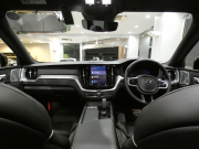 ボルボ XC60 XC60 B6 AWD Rﾃﾞｻﾞｲﾝ　☆1ｵｰﾅｰ  ｼﾃｨｾｰﾌﾃｨ ACC･BLIS 黒半革 全席ﾋｰﾀｰ ☆ﾊﾟﾉﾗﾏSR  ☆Googleﾅﾋﾞ ☆B&Wｻｳﾝﾄﾞ全周囲ｶﾒﾗ ﾜｲﾔﾚｽCH ﾍｯﾄﾞｱｯﾌﾟDSP LEDﾗｲﾄ Rﾃﾞｻﾞｲﾝ専用ｴｸｽﾃﾘｱ&21AW ☆ｴｱｻｽﾍﾟﾝｼｮﾝ(OP) 300ps　2年保証