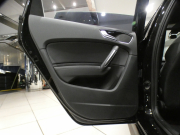 アウディ S1 S1ｽﾎﾟｰﾂﾊﾞｯｸ　☆6MT ADVｷｰ 半革 MMIﾅﾋﾞ BTｵｰﾃﾞｨｵ PDC ｷｾﾉﾝ 専用ｴｸｽﾃﾘｱ&18AW 231ps　2年保証