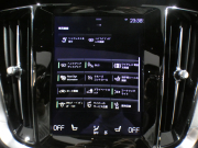 ボルボ S60 S60 B5 Rﾃﾞｻﾞｲﾝ　 ｼﾃｨｾｰﾌﾃｨ ACC･BLIS 黒半革 全席ﾋｰﾀｰ ☆ﾊﾟﾉﾗﾏSR ☆革張りﾀﾞｯｼｭﾎﾞｰﾄﾞ ﾀｯﾁｽｸﾘｰﾝHDDﾅﾋﾞ ☆B&Wｻｳﾝﾄﾞ全周囲ｶﾒﾗ ﾜｲﾔﾚｽCH ﾍｯﾄﾞｱｯﾌﾟDSP LEDﾗｲﾄ Rﾃﾞｻﾞｲﾝ専用ｴｸｽﾃﾘｱ ☆OP19AW　2年保証
