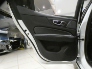 ボルボ S60 S60 B5 Rﾃﾞｻﾞｲﾝ　 ｼﾃｨｾｰﾌﾃｨ ACC･BLIS 黒半革 全席ﾋｰﾀｰ ☆ﾊﾟﾉﾗﾏSR ☆革張りﾀﾞｯｼｭﾎﾞｰﾄﾞ ﾀｯﾁｽｸﾘｰﾝHDDﾅﾋﾞ ☆B&Wｻｳﾝﾄﾞ全周囲ｶﾒﾗ ﾜｲﾔﾚｽCH ﾍｯﾄﾞｱｯﾌﾟDSP LEDﾗｲﾄ Rﾃﾞｻﾞｲﾝ専用ｴｸｽﾃﾘｱ ☆OP19AW　2年保証