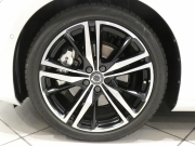 ボルボ S60 S60 B5 Rﾃﾞｻﾞｲﾝ　 ｼﾃｨｾｰﾌﾃｨ ACC･BLIS 黒半革 全席ﾋｰﾀｰ ☆ﾊﾟﾉﾗﾏSR ☆革張りﾀﾞｯｼｭﾎﾞｰﾄﾞ ﾀｯﾁｽｸﾘｰﾝHDDﾅﾋﾞ ☆B&Wｻｳﾝﾄﾞ全周囲ｶﾒﾗ ﾜｲﾔﾚｽCH ﾍｯﾄﾞｱｯﾌﾟDSP LEDﾗｲﾄ Rﾃﾞｻﾞｲﾝ専用ｴｸｽﾃﾘｱ ☆OP19AW　2年保証