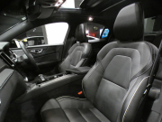 ボルボ S60 S60 B5 Rﾃﾞｻﾞｲﾝ　 ｼﾃｨｾｰﾌﾃｨ ACC･BLIS 黒半革 全席ﾋｰﾀｰ ☆ﾊﾟﾉﾗﾏSR ☆革張りﾀﾞｯｼｭﾎﾞｰﾄﾞ ﾀｯﾁｽｸﾘｰﾝHDDﾅﾋﾞ ☆B&Wｻｳﾝﾄﾞ全周囲ｶﾒﾗ ﾜｲﾔﾚｽCH ﾍｯﾄﾞｱｯﾌﾟDSP LEDﾗｲﾄ Rﾃﾞｻﾞｲﾝ専用ｴｸｽﾃﾘｱ ☆OP19AW　2年保証