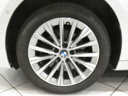 BMW 2シリーズ 218iｸﾞﾗﾝﾂｱﾗｰ ﾗｸﾞｼﾞｭｱﾘｰ ADｾｰﾌﾃｨPKG　☆有償ｶﾗｰ ☆後期 追ACC ﾚｰﾝDW 白革 ﾋｰﾀｰ iﾄﾞﾗｲﾌﾞﾅﾋﾞ(第6世代ﾀｯﾁP対応) ﾍｯﾄﾞｱｯﾌﾟDSP Bｶﾒﾗ PDC LEDﾗｲﾄ ｵｰﾄﾃｰﾙｹﾞｰﾄ　2年保証