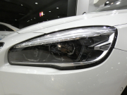 BMW 2シリーズ 218iｸﾞﾗﾝﾂｱﾗｰ ﾗｸﾞｼﾞｭｱﾘｰ ADｾｰﾌﾃｨPKG　☆有償ｶﾗｰ ☆後期 追ACC ﾚｰﾝDW 白革 ﾋｰﾀｰ iﾄﾞﾗｲﾌﾞﾅﾋﾞ(第6世代ﾀｯﾁP対応) ﾍｯﾄﾞｱｯﾌﾟDSP Bｶﾒﾗ PDC LEDﾗｲﾄ ｵｰﾄﾃｰﾙｹﾞｰﾄ　2年保証