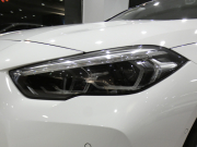 BMW 2シリーズ M235i Xﾄﾞﾗｲﾌﾞ ｸﾞﾗﾝｸｰﾍﾟ　ｺﾝﾌｫA Dｱｼｽﾄ 追ACC ﾚｰﾝDW 衝突軽減 半革 ﾋｰﾀｰ iﾄﾞﾗｲﾌﾞﾅﾋﾞ(第7世代) Bｶﾒﾗ PDC LEDﾗｲﾄ ｱﾝﾋﾞｴﾝﾄﾗｲﾄ 専用ｴｸｽﾃﾘｱ&18AW 306ps　2年保証