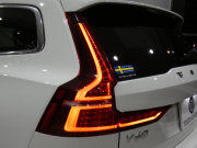 ボルボ V60 V60 T5 ｲﾝｽｸﾘﾌﾟｼｮﾝ　追ACC･LKA･ LCMA 茶革 ﾋｰﾀｰ ﾍﾞﾝﾁﾚｰﾀｰ ﾏｯｻｰｼﾞ ☆OPｲﾝﾃﾘｱﾄﾘﾑ ﾀｯﾁｽｸﾘｰﾝHDDﾅﾋﾞTV harmank 全周囲ｶﾒﾗ ﾍｯﾄﾞｱｯﾌﾟDSP LEDﾗｲﾄ ｵｰﾄﾃｰﾙｹﾞｰﾄ 18AW　2年保証