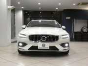 ボルボ V60 V60 T5 ｲﾝｽｸﾘﾌﾟｼｮﾝ　追ACC･LKA･ LCMA 茶革 ﾋｰﾀｰ ﾍﾞﾝﾁﾚｰﾀｰ ﾏｯｻｰｼﾞ ☆OPｲﾝﾃﾘｱﾄﾘﾑ ﾀｯﾁｽｸﾘｰﾝHDDﾅﾋﾞTV harmank 全周囲ｶﾒﾗ ﾍｯﾄﾞｱｯﾌﾟDSP LEDﾗｲﾄ ｵｰﾄﾃｰﾙｹﾞｰﾄ 18AW　2年保証