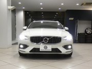 ボルボ V60 V60 T5 ｲﾝｽｸﾘﾌﾟｼｮﾝ　追ACC･LKA･ LCMA 茶革 ﾋｰﾀｰ ﾍﾞﾝﾁﾚｰﾀｰ ﾏｯｻｰｼﾞ ☆OPｲﾝﾃﾘｱﾄﾘﾑ ﾀｯﾁｽｸﾘｰﾝHDDﾅﾋﾞTV harmank 全周囲ｶﾒﾗ ﾍｯﾄﾞｱｯﾌﾟDSP LEDﾗｲﾄ ｵｰﾄﾃｰﾙｹﾞｰﾄ 18AW　2年保証