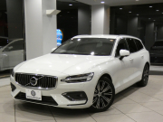 ボルボ V60 V60 T5 ｲﾝｽｸﾘﾌﾟｼｮﾝ　追ACC･LKA･ LCMA 茶革 ﾋｰﾀｰ ﾍﾞﾝﾁﾚｰﾀｰ ﾏｯｻｰｼﾞ ☆OPｲﾝﾃﾘｱﾄﾘﾑ ﾀｯﾁｽｸﾘｰﾝHDDﾅﾋﾞTV harmank 全周囲ｶﾒﾗ ﾍｯﾄﾞｱｯﾌﾟDSP LEDﾗｲﾄ ｵｰﾄﾃｰﾙｹﾞｰﾄ 18AW　2年保証