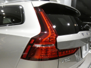 ボルボ V60 V60 ｸﾛｽｶﾝﾄﾘｰ ｱﾙﾃｨﾒｯﾄB5 AWD　☆1ｵｰﾅｰ 追ACC･LKA･ LCMA 茶革 ﾋｰﾀｰ ﾍﾞﾝﾁﾚｰﾀｰ ﾏｯｻｰｼﾞ ☆ｽﾃｱﾋｰﾀｰ ☆革張りﾀﾞｯｼｭﾎﾞｰﾄﾞ ☆Googleﾅﾋﾞ harmank 全周囲ｶﾒﾗ ﾍｯﾄﾞｱｯﾌﾟDSP LEDﾗｲﾄ ｵｰﾄﾃｰﾙｹﾞｰﾄ 19AW　2年保証