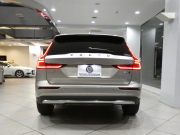ボルボ V60 V60 ｸﾛｽｶﾝﾄﾘｰ ｱﾙﾃｨﾒｯﾄB5 AWD　☆1ｵｰﾅｰ 追ACC･LKA･ LCMA 茶革 ﾋｰﾀｰ ﾍﾞﾝﾁﾚｰﾀｰ ﾏｯｻｰｼﾞ ☆ｽﾃｱﾋｰﾀｰ ☆革張りﾀﾞｯｼｭﾎﾞｰﾄﾞ ☆Googleﾅﾋﾞ harmank 全周囲ｶﾒﾗ ﾍｯﾄﾞｱｯﾌﾟDSP LEDﾗｲﾄ ｵｰﾄﾃｰﾙｹﾞｰﾄ 19AW　2年保証