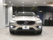 ボルボ V60 V60 ｸﾛｽｶﾝﾄﾘｰ ｱﾙﾃｨﾒｯﾄB5 AWD　☆1ｵｰﾅｰ 追ACC･LKA･ LCMA 茶革 ﾋｰﾀｰ ﾍﾞﾝﾁﾚｰﾀｰ ﾏｯｻｰｼﾞ ☆ｽﾃｱﾋｰﾀｰ ☆革張りﾀﾞｯｼｭﾎﾞｰﾄﾞ ☆Googleﾅﾋﾞ harmank 全周囲ｶﾒﾗ ﾍｯﾄﾞｱｯﾌﾟDSP LEDﾗｲﾄ ｵｰﾄﾃｰﾙｹﾞｰﾄ 19AW　2年保証
