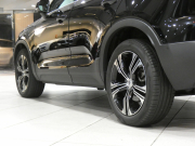 ボルボ XC40 XC40 T5 AWD ｲﾝｽｸﾘﾌﾟｼｮﾝ　☆1ｵｰﾅｰ 追ACC･LKA･ BLIS 赤革 ☆全席ﾋｰﾀｰ☆ｻﾝﾙｰﾌ ☆ｸﾘｽﾀﾙｼﾌﾄ ﾀｯﾁｽｸﾘｰﾝHDDﾅﾋﾞ harmank 全周囲ｶﾒﾗ ﾜｲﾔﾚｽCH LEDﾗｲﾄ ｵｰﾄﾃｰﾙｹﾞｰﾄ 19AW　2年保証