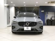 ボルボ V60 V60 B5 Rﾃﾞｻﾞｲﾝ　ｼﾃｨｾｰﾌﾃｨ 追ACC･BLIS 黒半革 ☆全席ﾋｰﾀｰ ☆ｽﾃｱﾋｰﾀｰ ﾀｯﾁｽｸﾘｰﾝHDDﾅﾋﾞTV harman/K 全周囲ｶﾒﾗ ﾍｯﾄﾞｱｯﾌﾟDSP LEDﾗｲﾄ Rﾃﾞｻﾞｲﾝ専用ｴｸｽﾃﾘｱ ☆OP19AW B5ｴﾝｼﾞﾝ+ﾓｰﾀｰ　2年保証
