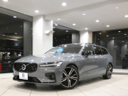 ボルボ V60 V60 B5 Rﾃﾞｻﾞｲﾝ　ｼﾃｨｾｰﾌﾃｨ 追ACC･BLIS 黒半革 ☆全席ﾋｰﾀｰ ☆ｽﾃｱﾋｰﾀｰ ﾀｯﾁｽｸﾘｰﾝHDDﾅﾋﾞTV harman/K 全周囲ｶﾒﾗ ﾍｯﾄﾞｱｯﾌﾟDSP LEDﾗｲﾄ Rﾃﾞｻﾞｲﾝ専用ｴｸｽﾃﾘｱ ☆OP19AW B5ｴﾝｼﾞﾝ+ﾓｰﾀｰ　2年保証