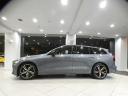 ボルボ V60 V60 B5 Rﾃﾞｻﾞｲﾝ　ｼﾃｨｾｰﾌﾃｨ 追ACC･BLIS 黒半革 ☆全席ﾋｰﾀｰ ☆ｽﾃｱﾋｰﾀｰ ﾀｯﾁｽｸﾘｰﾝHDDﾅﾋﾞTV harman/K 全周囲ｶﾒﾗ ﾍｯﾄﾞｱｯﾌﾟDSP LEDﾗｲﾄ Rﾃﾞｻﾞｲﾝ専用ｴｸｽﾃﾘｱ ☆OP19AW B5ｴﾝｼﾞﾝ+ﾓｰﾀｰ　2年保証