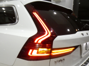 ボルボ V90 V90 B6 AWD ｲﾝｽｸﾘﾌﾟｼｮﾝ　ｼﾃｨｾｰﾌ 追ACC･LKA･ LCMA ｽﾃｱﾋｰﾀｰ 茶革 全席ﾋｰﾀｰ ☆ﾊﾟﾉﾗﾏSR ﾀｯﾁｽｸﾘｰﾝHDDﾅﾋﾞTV ☆B&Wｻｳﾝﾄﾞ 全周ｶﾒﾗ PDC ﾍｯﾄﾞｱｯﾌﾟDSP ☆ｸﾘｽﾀﾙｼﾌﾄ LEDﾗｲﾄ 専用ｴｸｽﾃﾘｱ&19AW B6ｴﾝｼﾞﾝ +ﾓｰﾀｰ　2年保証