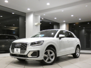 アウディ Q2 Q2 30TFSIｽﾎﾟｰﾂ ｱｼｽﾀﾝｽPKG　ADVｷｰ 追ACC ﾚｰﾝ&ｻｲﾄﾞｱｼｽﾄ 衝突軽減  ﾋｰﾀｰ MMIﾅﾋﾞ ﾊﾞｰﾁｬﾙCP TV ｽﾏｰﾄﾌｫﾝIF Bｶﾒﾗ PDC LEDﾗｲﾄ ｵｰﾄﾃｰﾙｹﾞｰﾄ 17AW 　2年保証
