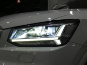 アウディ Q2 Q2 30TFSIｽﾎﾟｰﾂ ｱｼｽﾀﾝｽPKG　ADVｷｰ 追ACC ﾚｰﾝ&ｻｲﾄﾞｱｼｽﾄ 衝突軽減  ﾋｰﾀｰ MMIﾅﾋﾞ ﾊﾞｰﾁｬﾙCP TV ｽﾏｰﾄﾌｫﾝIF Bｶﾒﾗ PDC LEDﾗｲﾄ ｵｰﾄﾃｰﾙｹﾞｰﾄ 17AW 　2年保証