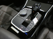 BMW 3シリーズ 320i ﾋﾟｭｱｴﾚｶﾞﾝｽ　☆首都圏限定100台 Dｱｼｽﾄ+ 追ACC ﾚｰﾝCHW 衝突軽減 茶革 ﾋｰﾀｰ  iﾄﾞﾗｲﾌﾞﾅﾋﾞ(第7世代ﾀｯﾁP対応) ﾜｲﾔﾚｽCH ☆TVﾁｭｰﾅｰ 全周囲ｶﾒﾗ PDC  LEDﾗｲﾄ ｵｰﾄﾄﾗﾝｸ 17AW　2年保証